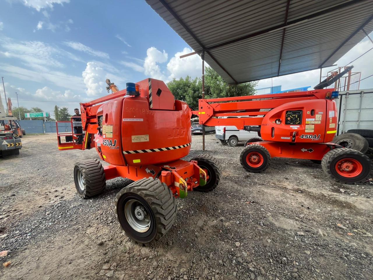 50 Ton Tyre Mounted Crane