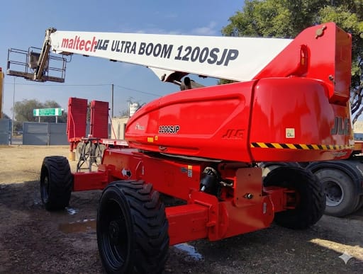 150 Ton Tyre Mounted Crane